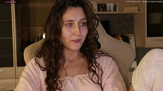 Chill out with Salvia online show from November 6, 2025, 3:38 pm