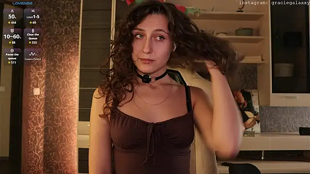 Chill out with Salvia online show from November 11, 2025, 3:07 pm