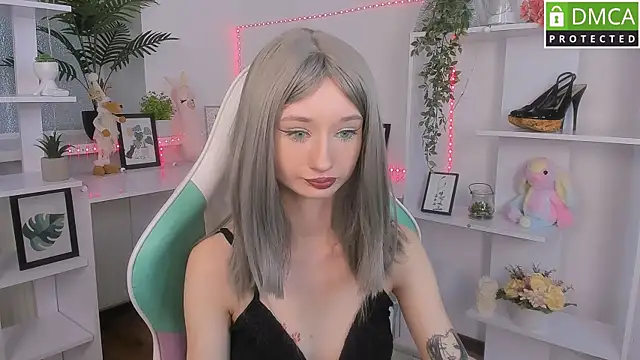 Snapshot of Katia_Kim chatting on October 20, 2025, 5:53 am Katia Kim online show from October 20, 2025, 5:53 am