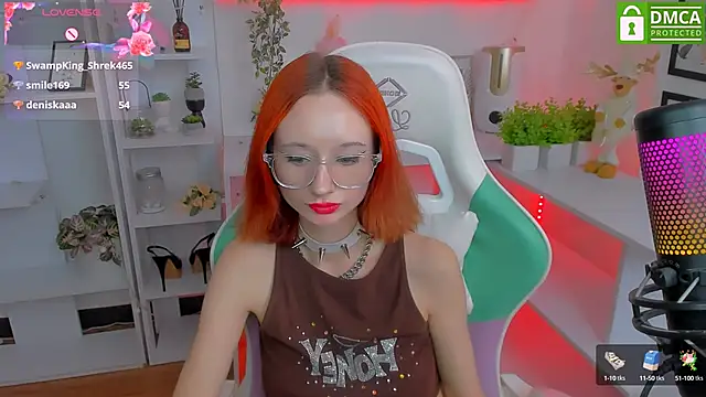 Snapshot of Katia_Kim chatting on March 13, 2025, 12:24 pm Katia Kim online show from March 13, 2025, 12:24 pm