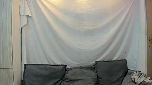 Mhelanny2 online show from February 22, 2026, 5:25 pm