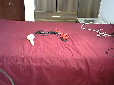 bootylicious334 online show from July 2, 2026, 1:39 pm