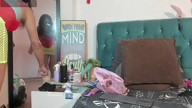 Snapshot of StefanyMiler chatting on May 7, 2026, 7:28 pm StefanyMiler online show from May 7, 2026, 7:28 pm