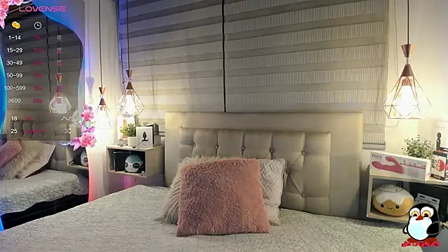 cristal  hot 1 online show from November 9, 2025, 5:00 am