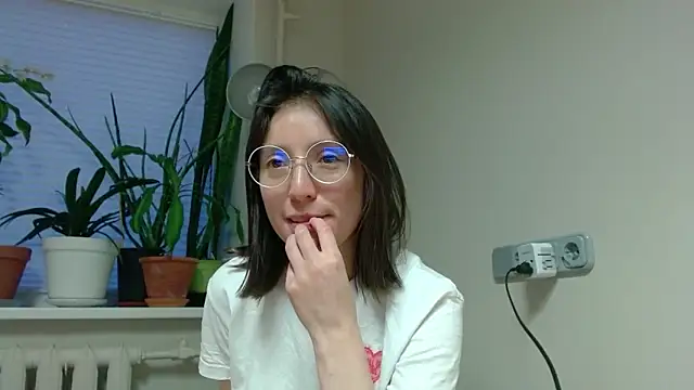 Sophi Cute online show from February 14, 2025, 4:09 pm