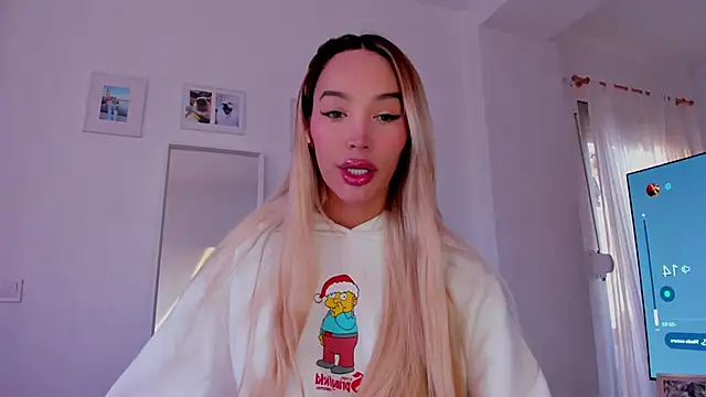  viioletweekend  online show from January 8, 2026, 4:35 pm