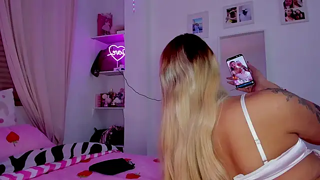  viioletweekend  online show from January 14, 2026, 6:22 pm