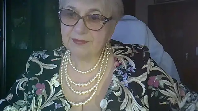SweetCherry27 online show from March 12, 2025, 4:41 am
