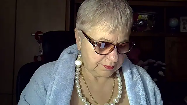 Snapshot of SweetCherry27 chatting on October 9, 2025, 4:13 am SweetCherry27 online show from October 9, 2025, 4:13 am