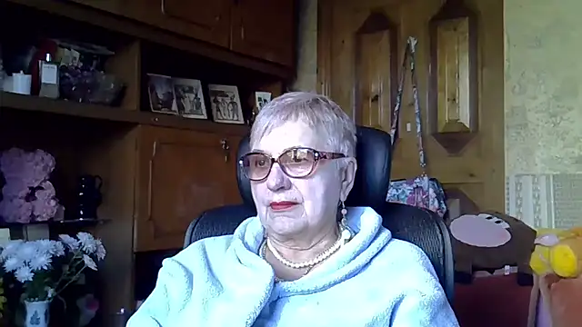 Snapshot of SweetCherry27 chatting on October 15, 2025, 5:39 am SweetCherry27 online show from October 15, 2025, 5:39 am