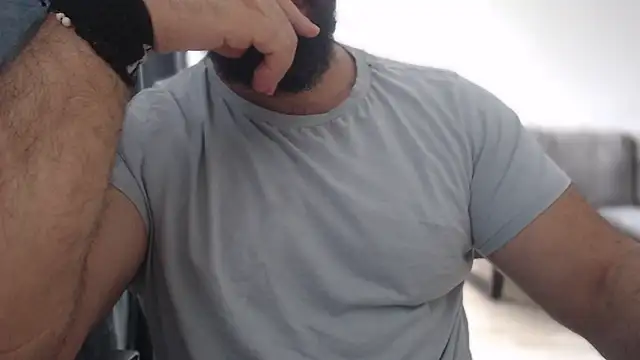 Snapshot of hugemachohandsome chatting on September 14, 2025, 7:42 am hugemachohandsome online show from September 14, 2025, 7:42 am