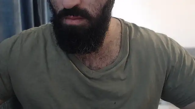 Snapshot of hugemachohandsome chatting on October 31, 2025, 10:45 am hugemachohandsome online show from October 31, 2025, 10:45 am