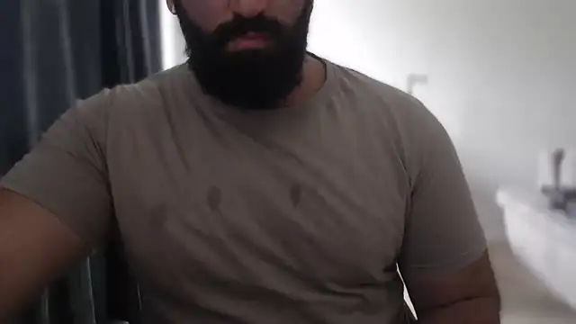 Snapshot of hugemachohandsome chatting on September 22, 2025, 7:03 am hugemachohandsome online show from September 22, 2025, 7:03 am