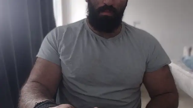 Snapshot of hugemachohandsome chatting on September 18, 2025, 6:38 am hugemachohandsome online show from September 18, 2025, 6:38 am