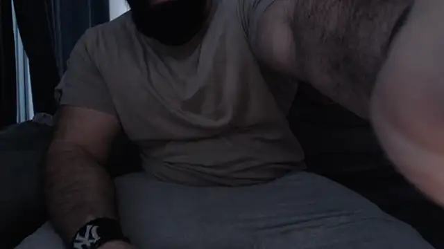 Snapshot of hugemachohandsome chatting on December 1, 2025, 7:53 am hugemachohandsome online show from December 1, 2025, 7:53 am