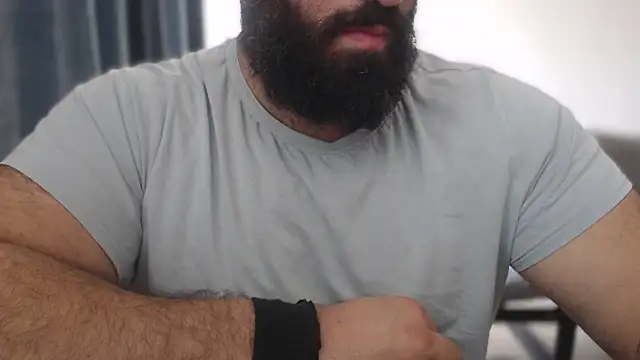 Snapshot of hugemachohandsome chatting on September 28, 2025, 10:44 am hugemachohandsome online show from September 28, 2025, 10:44 am