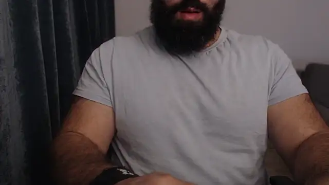 Snapshot of hugemachohandsome chatting on September 25, 2025, 9:54 pm hugemachohandsome online show from September 25, 2025, 9:54 pm