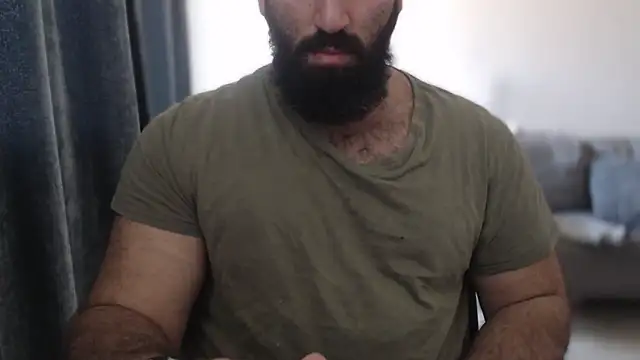 Snapshot of hugemachohandsome chatting on November 3, 2025, 7:57 am hugemachohandsome online show from November 3, 2025, 7:57 am