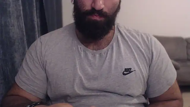 Snapshot of hugemachohandsome chatting on September 11, 2025, 8:42 pm hugemachohandsome online show from September 11, 2025, 8:42 pm