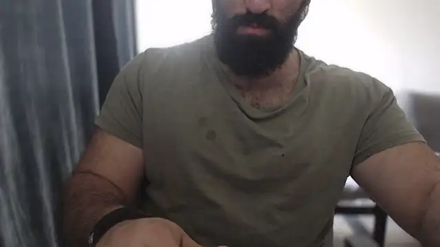 Snapshot of hugemachohandsome chatting on September 30, 2025, 9:15 am hugemachohandsome online show from September 30, 2025, 9:15 am