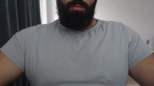 Snapshot of hugemachohandsome chatting on September 25, 2025, 8:20 am hugemachohandsome online show from September 25, 2025, 8:20 am