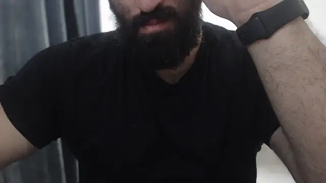 Snapshot of hugemachohandsome chatting on September 19, 2025, 9:57 am hugemachohandsome online show from September 19, 2025, 9:57 am