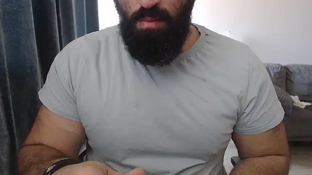 Snapshot of hugemachohandsome chatting on November 5, 2025, 8:28 am hugemachohandsome online show from November 5, 2025, 8:28 am