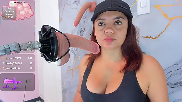 Snapshot of shayra_boobs1 chatting on October 22, 2025, 11:20 am shayra boobs1 online show from October 22, 2025, 11:20 am