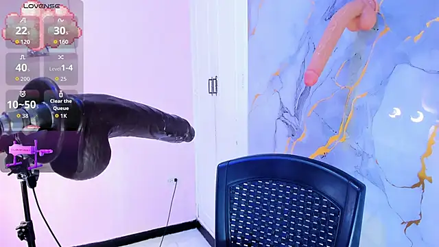 Snapshot of shayra_boobs1 chatting on November 4, 2025, 11:47 am shayra boobs1 online show from November 4, 2025, 11:47 am