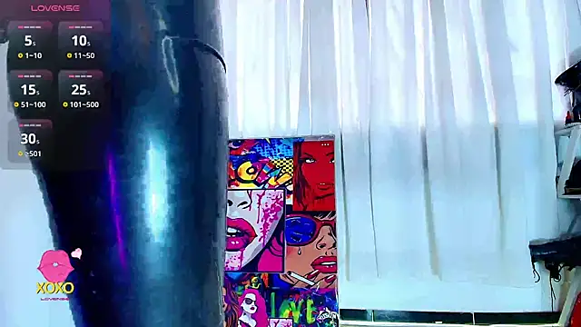 Snapshot of LatexDevil_Blondie chatting on January 31, 2026, 8:07 pm LatexDevil Blondie online show from January 31, 2026, 8:07 pm