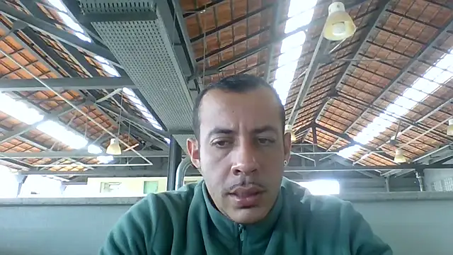 Snapshot of MachoScorpionCaralho chatting on June 12, 2026, 2:48 pm MachoScorpionCaralho online show from June 12, 2026, 2:48 pm