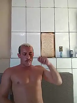 MachoScorpionCaralho online show from February 6, 2025, 2:37 pm