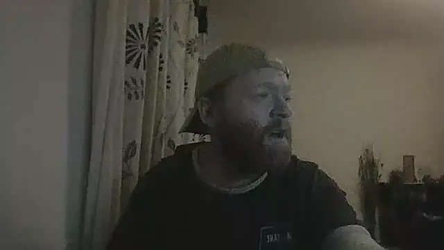 Snapshot of 33ENG chatting on December 3, 2025, 12:23 am 33ENG online show from December 3, 2025, 12:23 am