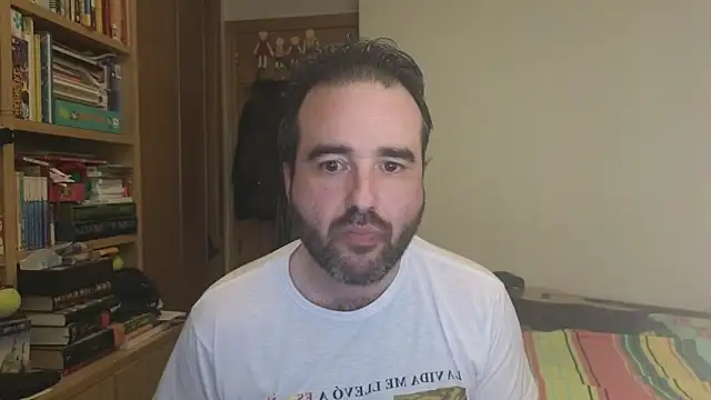 curiosillo83 online show from December 15, 2025, 3:18 pm