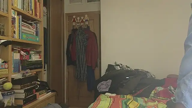 curiosillo83 online show from February 14, 2026, 8:25 am