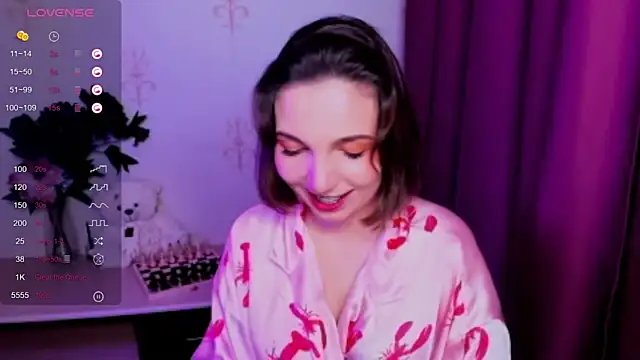 KindHazelHere  online show from November 25, 2025, 12:22 am