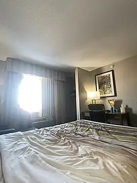 Snapshot of TiffaneyLove chatting on February 1, 2026, 4:05 pm TiffaneyLove online show from February 1, 2026, 4:05 pm