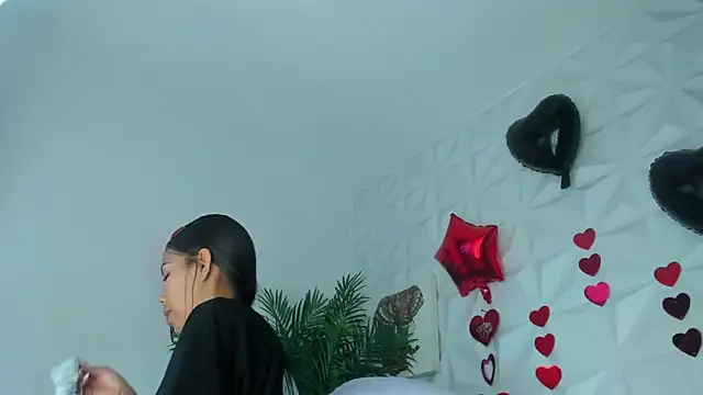 Snapshot of Hellen_Sky chatting on April 30, 2026, 7:10 pm Hellen Sky online show from April 30, 2026, 7:10 pm
