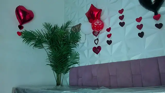 Snapshot of Hellen_Sky chatting on February 24, 2026, 7:04 pm Hellen Sky online show from February 24, 2026, 7:04 pm