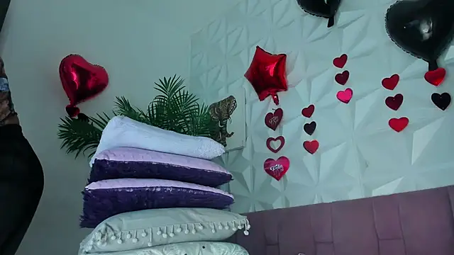 Hellen Sky online show from March 23, 2026, 7:03 pm