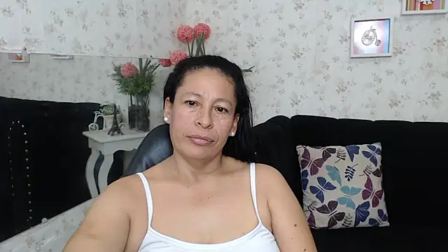 mature martina online show from March 17, 2025, 3:18 pm