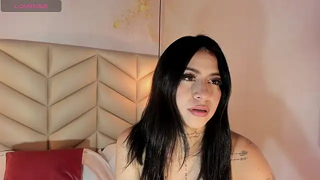 JESYSOZ23  online show from September 24, 2025, 2:45 pm