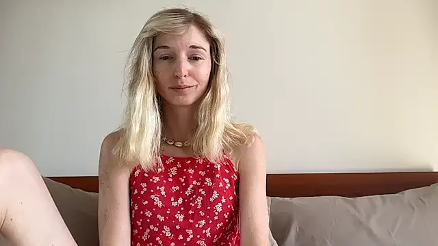 ivankai  online show from December 22, 2025, 3:06 am