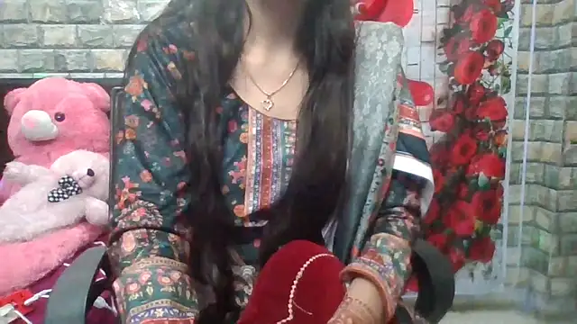 Sexy iknoor online show from February 19, 2026, 5:15 am