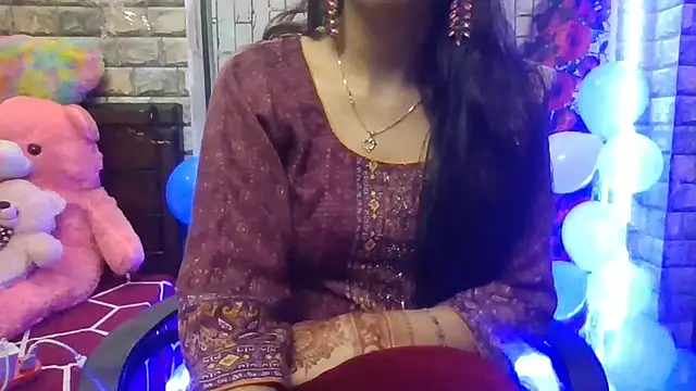 Sexy iknoor online show from February 15, 2026, 6:03 am