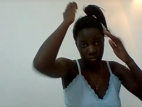 Snapshot of Alessandrajenna chatting on February 10, 2026, 5:39 am Alessandrajenna online show from February 10, 2026, 5:39 am