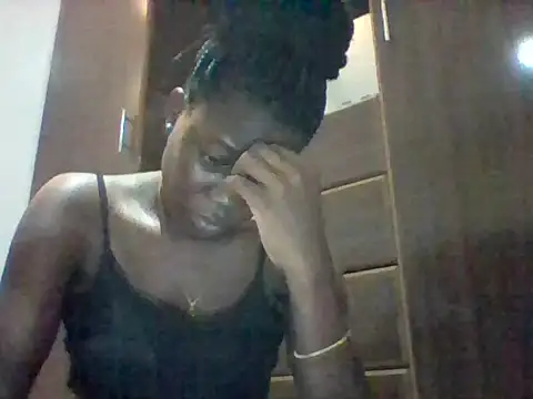 Alessandrajenna online show from April 3, 2026, 7:42 pm