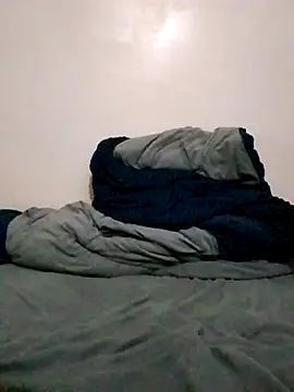 Snapshot of pretty-donna chatting on November 3, 2025, 12:20 pm pretty-donna online show from November 3, 2025, 12:20 pm