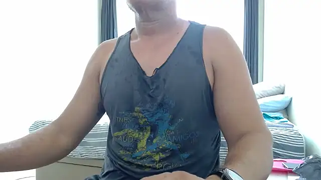 danilostorm7 online show from October 16, 2025, 5:43 pm