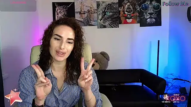 xx adrihanna xx online show from February 20, 2025, 3:08 pm